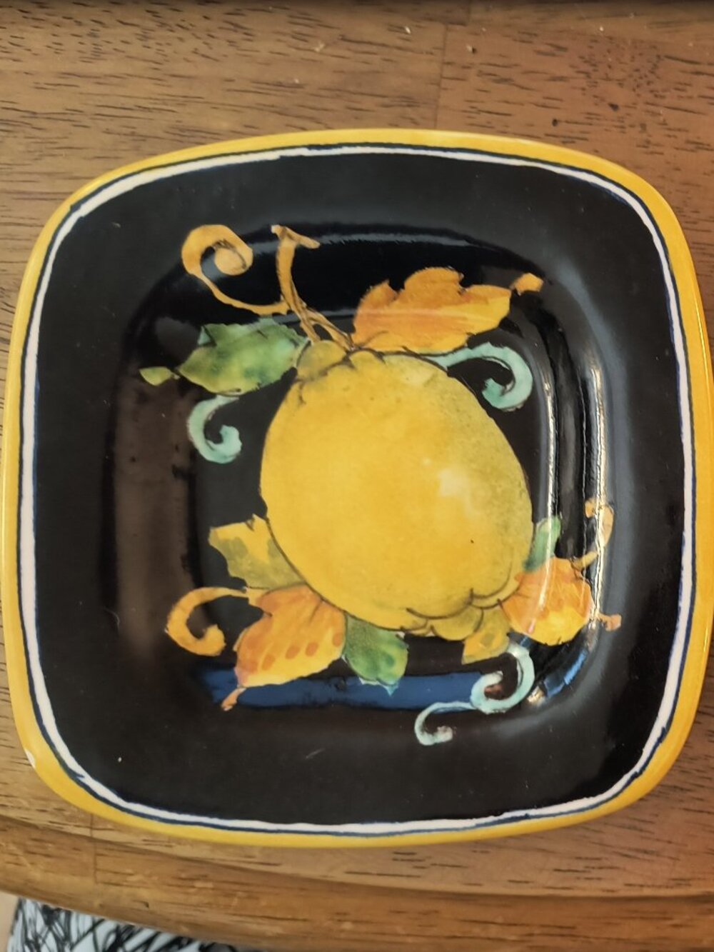 Bellocci Italian Majolica Small Display Dishes Hand Painted Fruit Italy